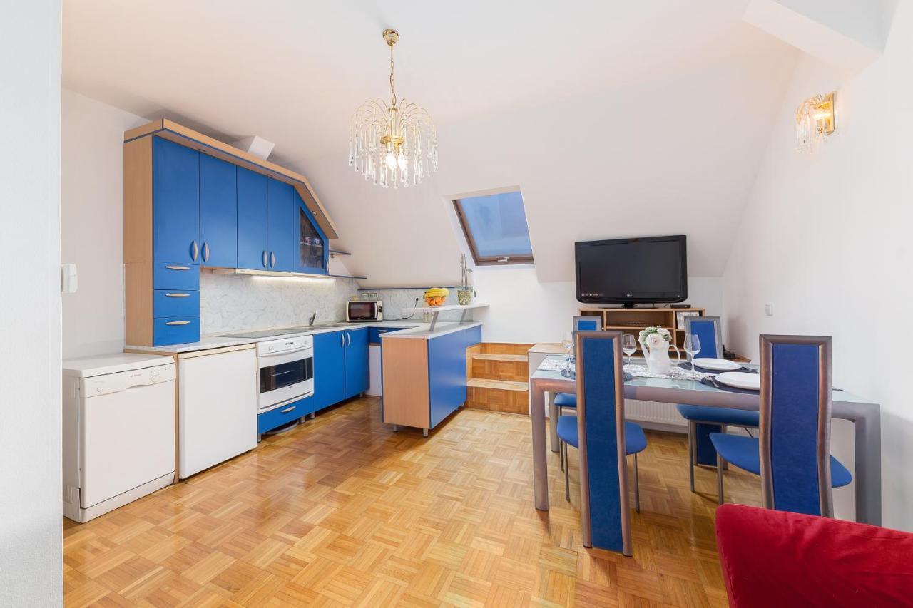 Apartma Lea Slovenj Gradec Bagian luar foto