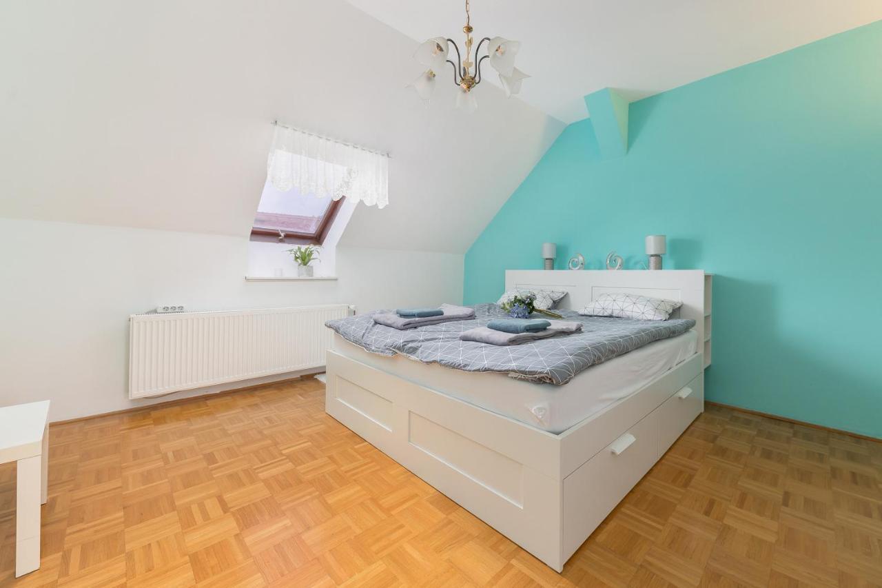 Apartma Lea Slovenj Gradec Bagian luar foto